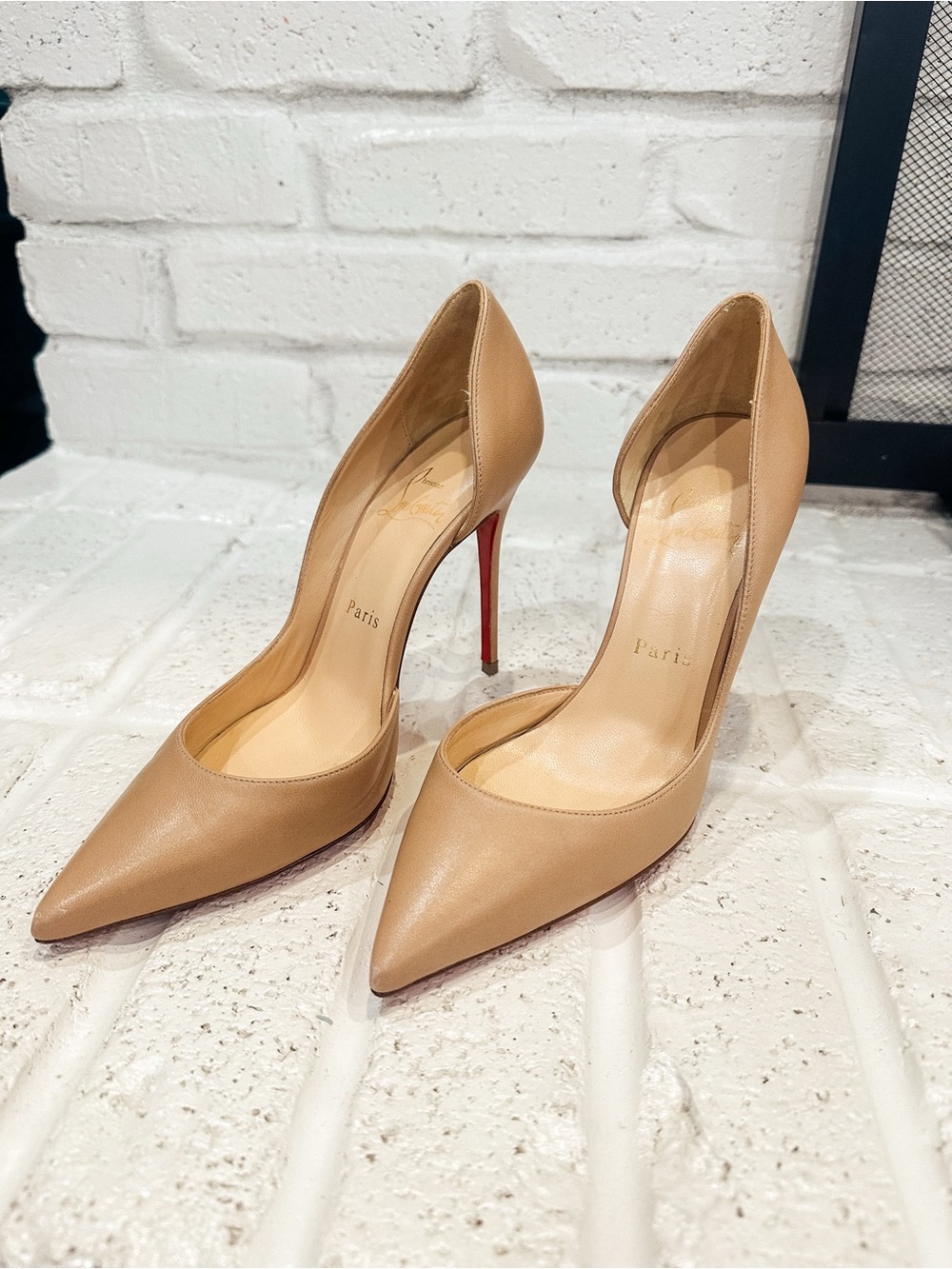 Christian Louboutin Iriza, Blush, Nude Leather Pointed-Toe Pumps with Red Soles - Picture 9 of 12